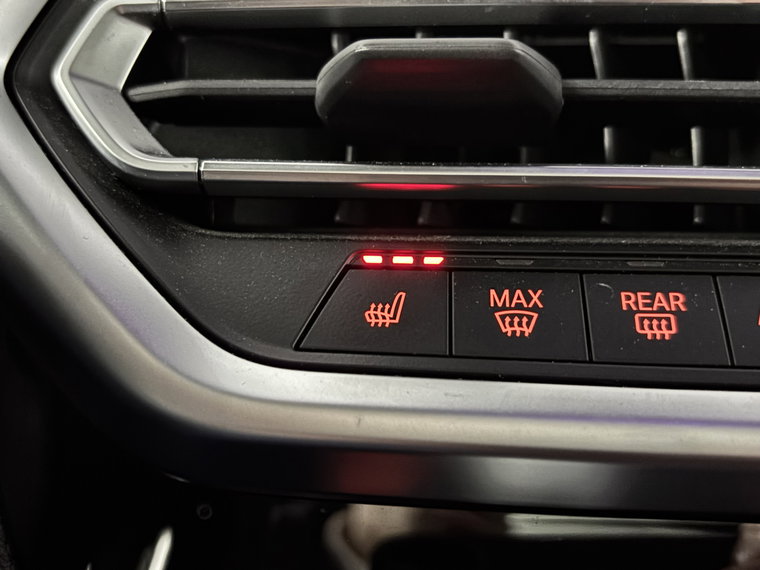 Vehicle Image 41