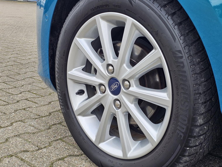 Vehicle Image 31