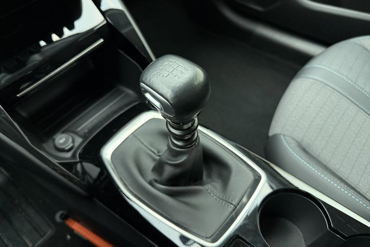 Vehicle Image 30