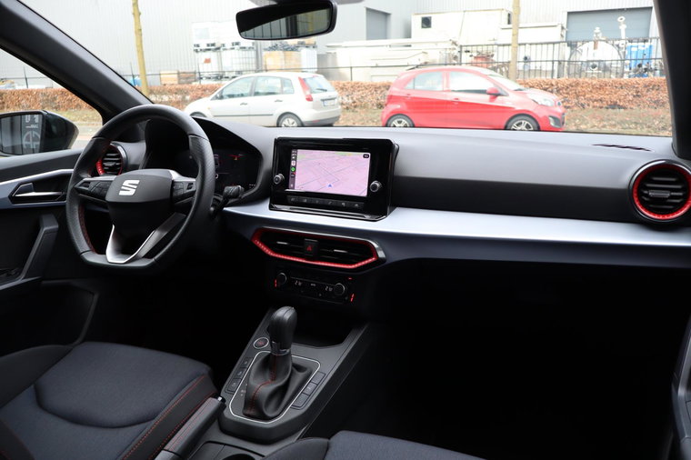 Vehicle Image 12