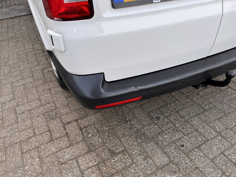 Vehicle Image 48