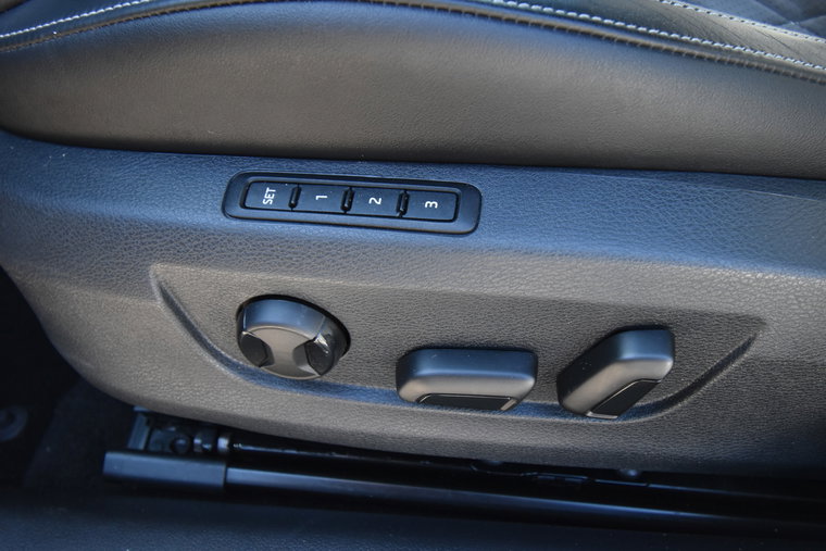 Vehicle Image 29