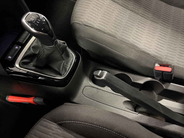 Vehicle Image 27
