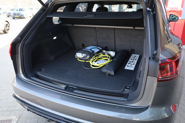 Vehicle Image 36