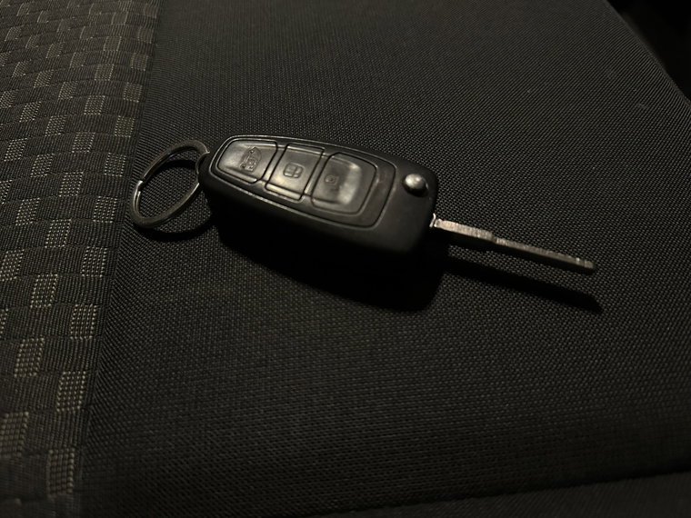 Vehicle Image 19