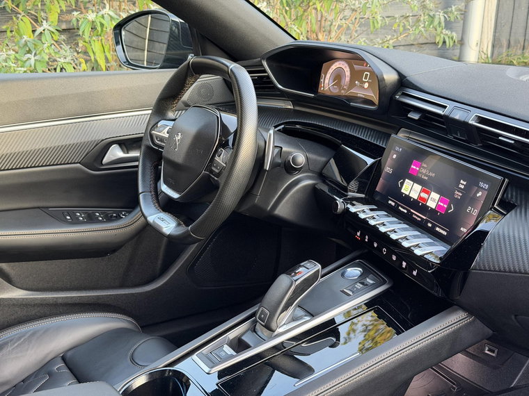 Vehicle Image 21