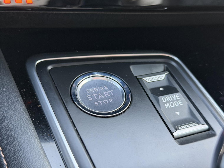 Vehicle Image 40
