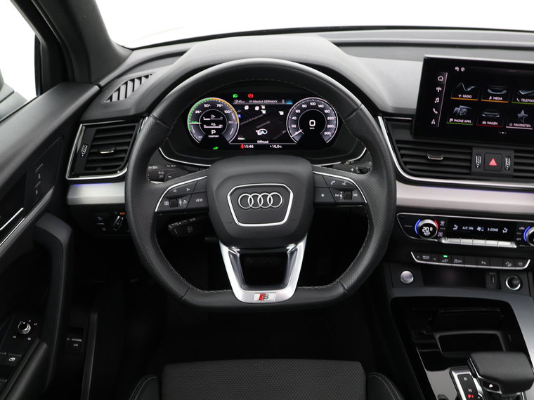 Vehicle Image 30