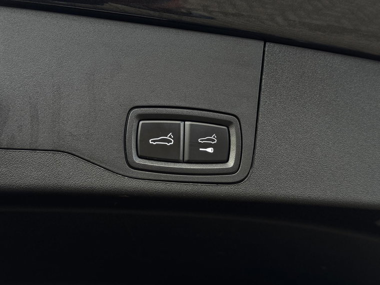 Vehicle Image 59