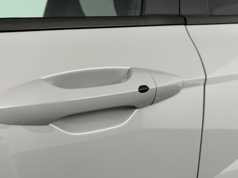 Vehicle Image 33