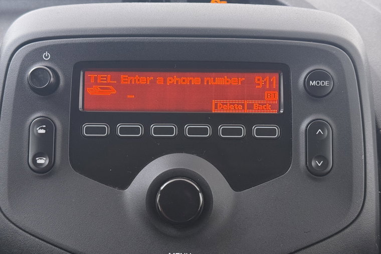 Vehicle Image 21