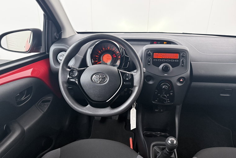 Vehicle Image 7