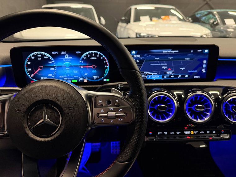 Vehicle Image 40