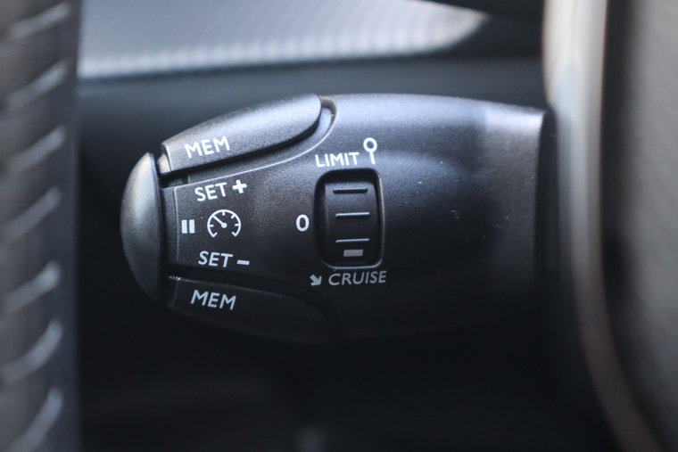 Vehicle Image 26