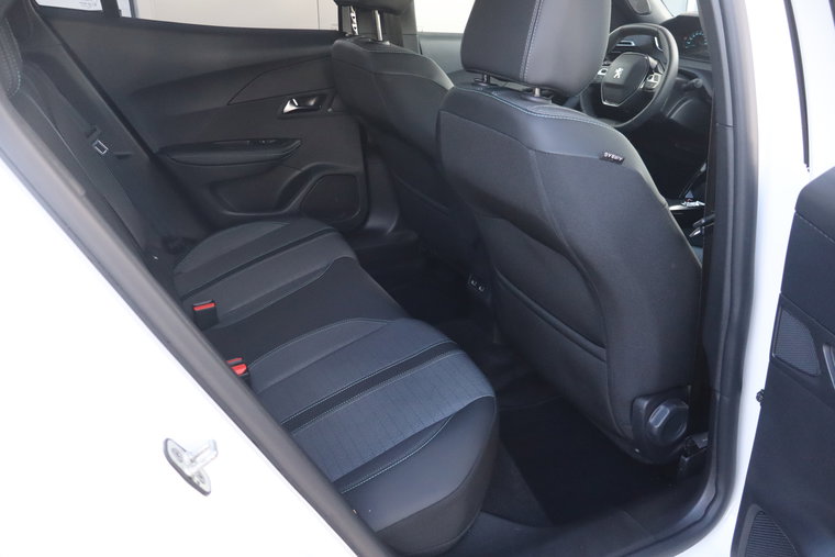 Vehicle Image 31