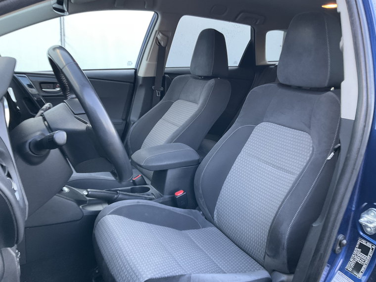 Vehicle Image 32