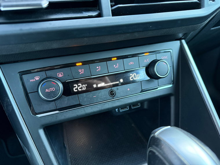 Vehicle Image 34