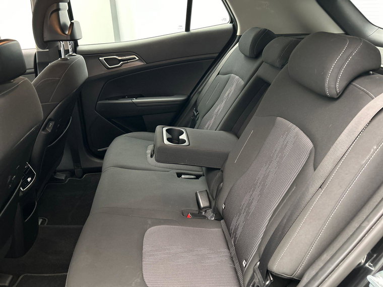 Vehicle Image 17