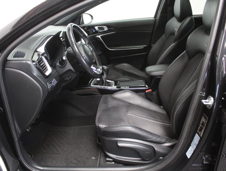 Vehicle Image 39