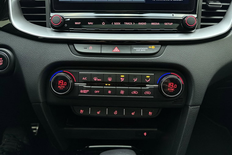 Vehicle Image 28