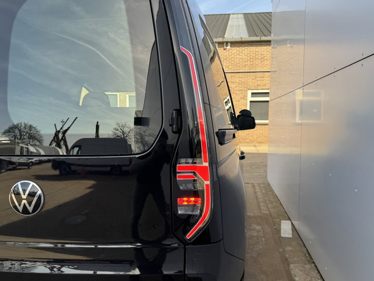 Vehicle Image 33