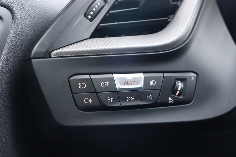 Vehicle Image 27