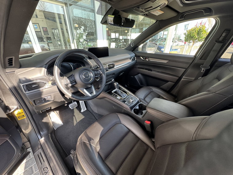 Vehicle Image 17