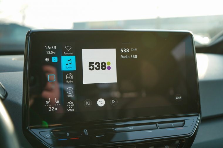 Vehicle Image 21
