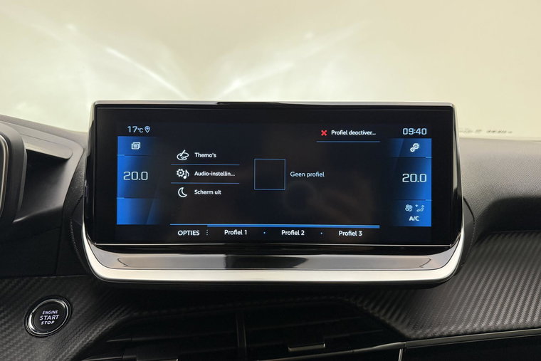 Vehicle Image 30