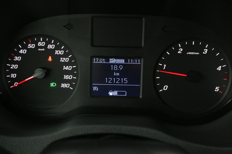 Vehicle Image 12