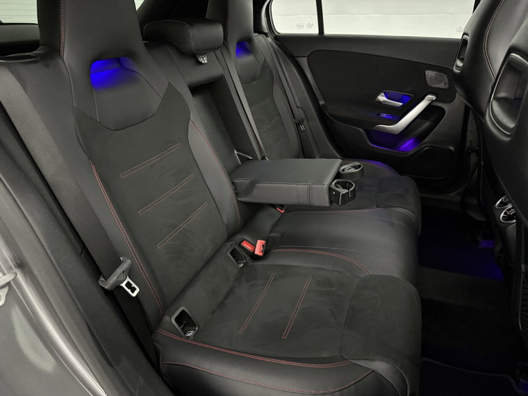 Vehicle Image 48