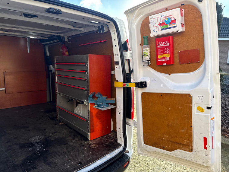 Vehicle Image 20