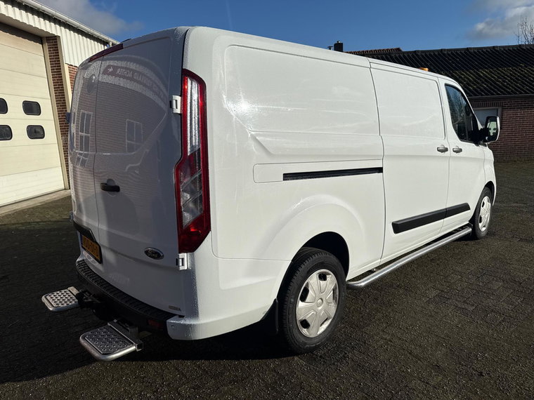 Vehicle Image 22