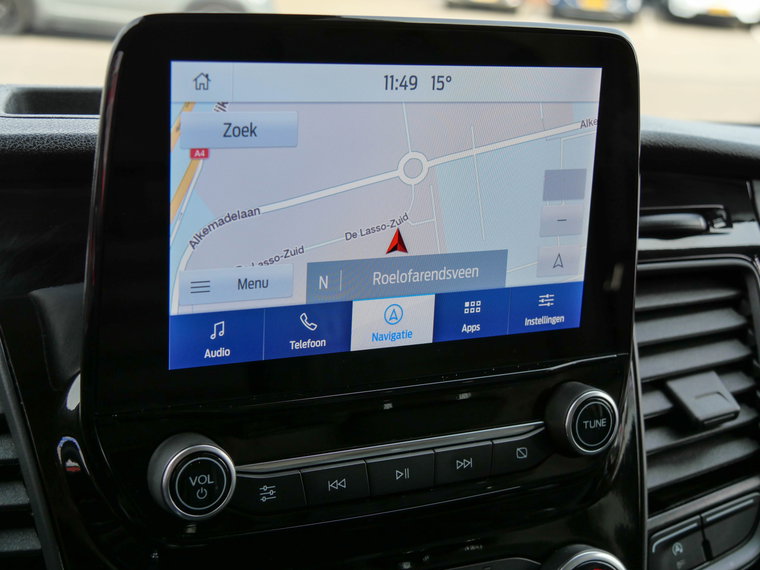Vehicle Image 8