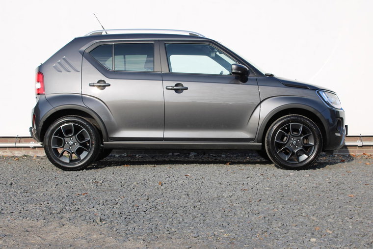 Vehicle Image 12