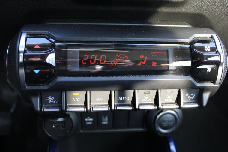 Vehicle Image 23