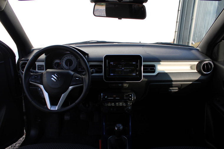 Vehicle Image 25