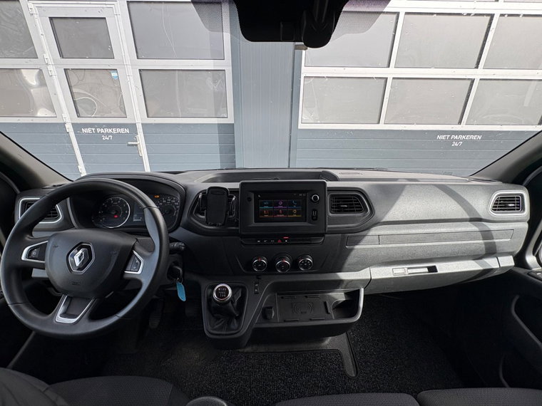 Vehicle Image 28
