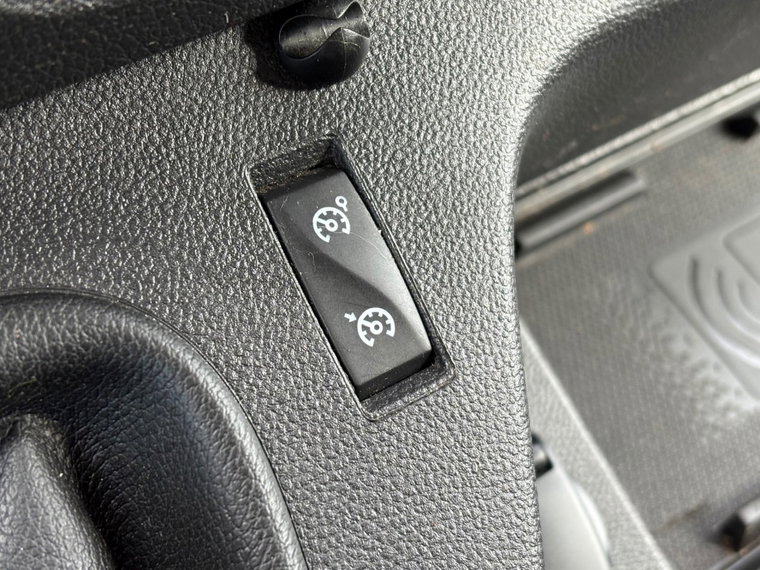 Vehicle Image 39