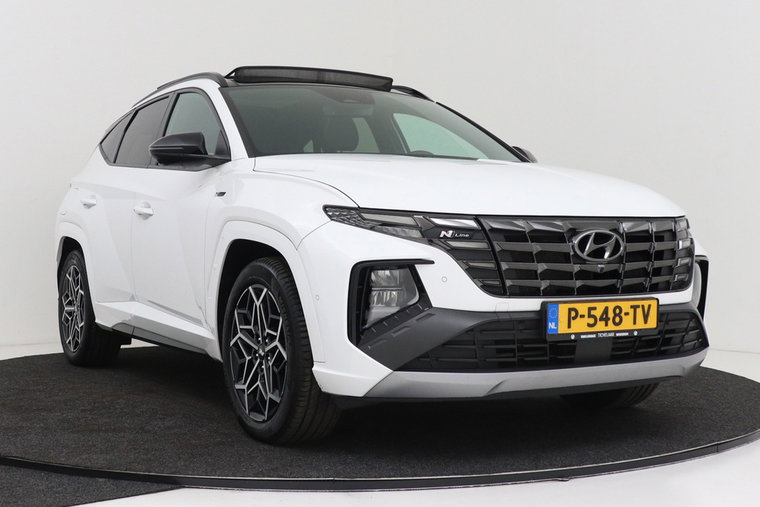Vehicle Image 13