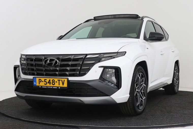 Vehicle Image 15
