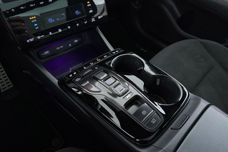 Vehicle Image 37