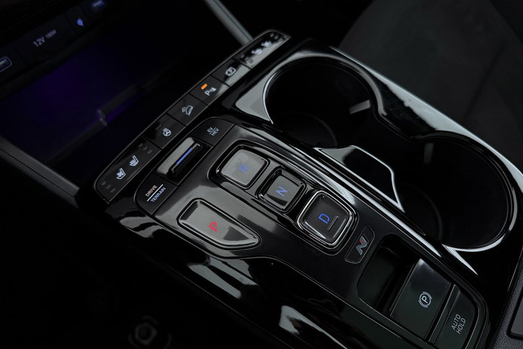 Vehicle Image 38