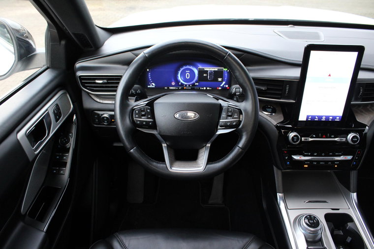 Vehicle Image 18