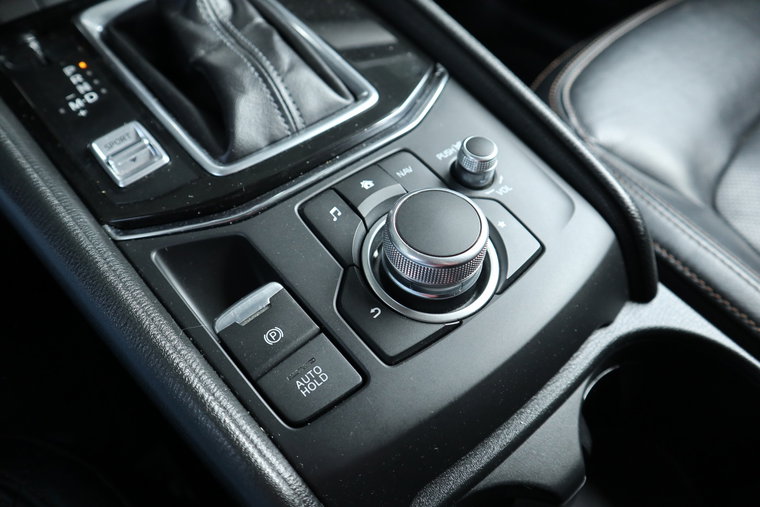 Vehicle Image 32