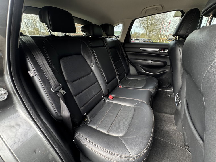 Vehicle Image 37