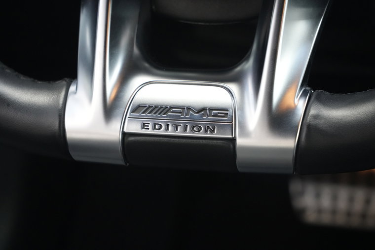 Vehicle Image 33