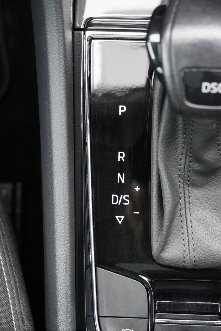 Vehicle Image 45