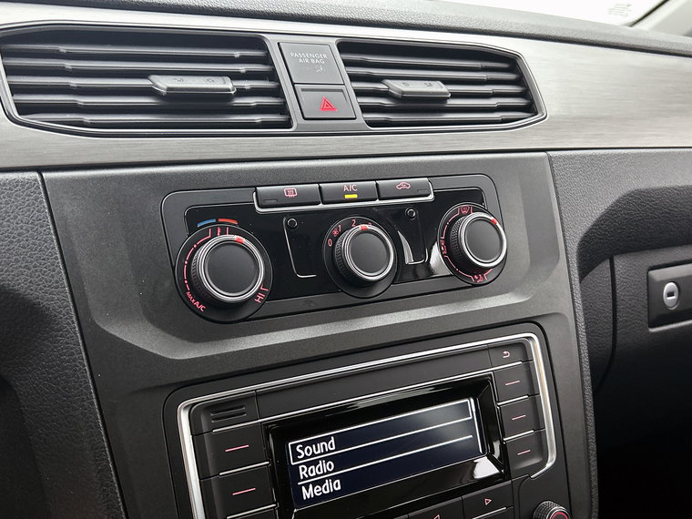 Vehicle Image 26