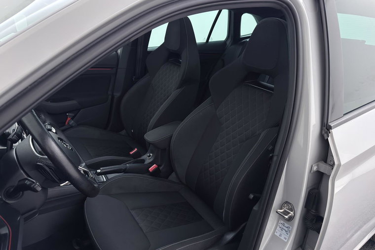 Vehicle Image 35